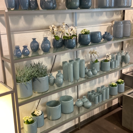 Blaues Dutz Glas